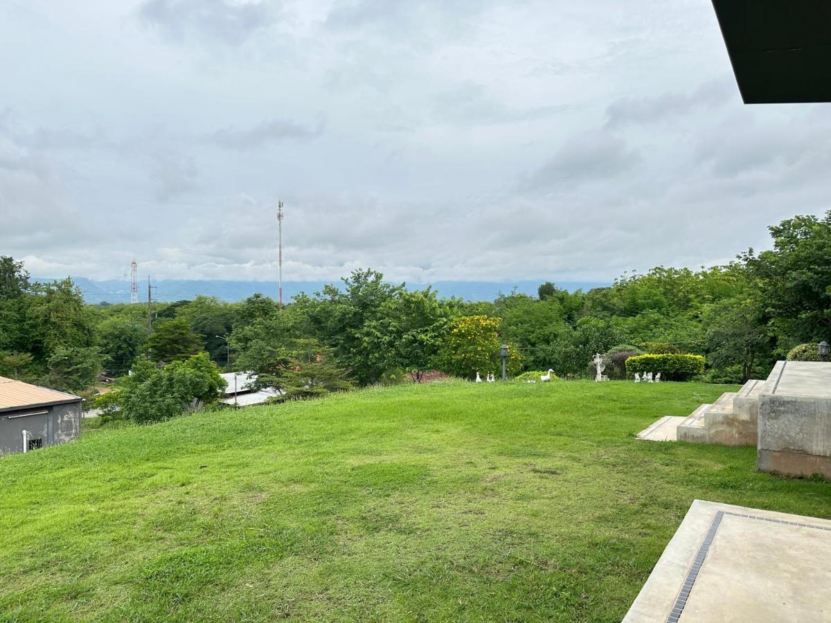 The Sunnery Ville Lom Kao Екстер'єр фото